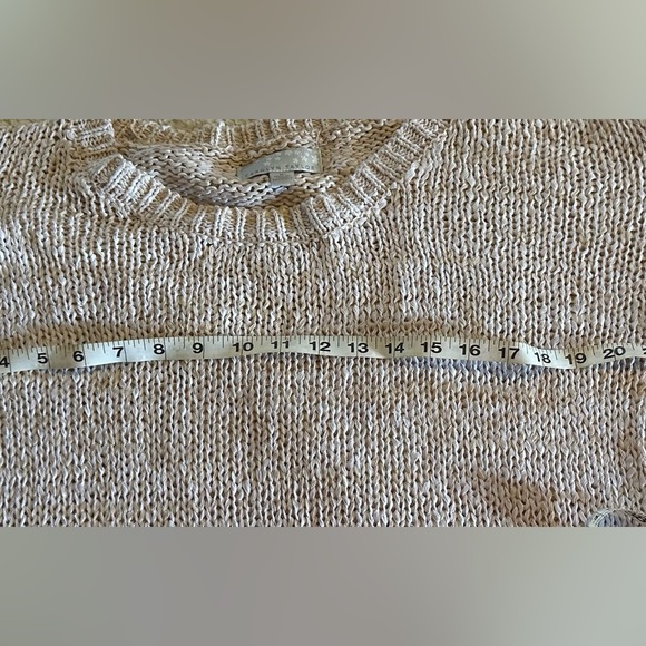 Carolyn Taylor Women’s Tan Long Sleeve Crew Neck Sweater size Medium - Picture 7 of 12